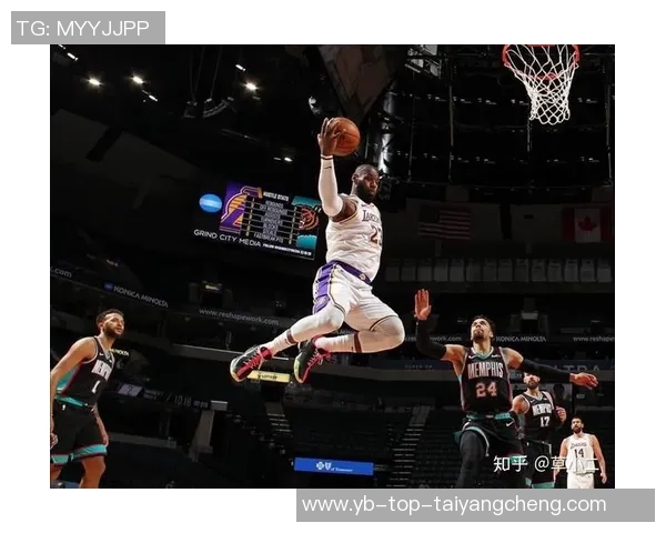 亨特高效表现助球队获胜13投7中三分球命中率高达43贡献17分4板4助